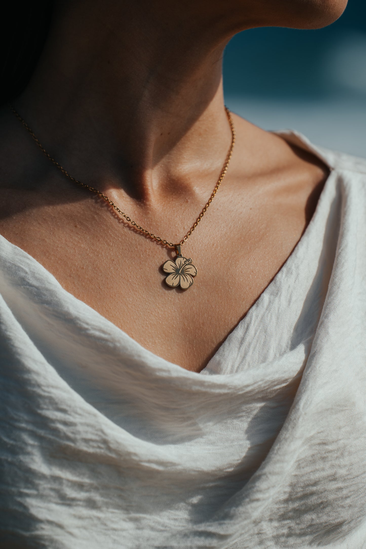 SAMPLE | GOLD FLOR NECKLACE