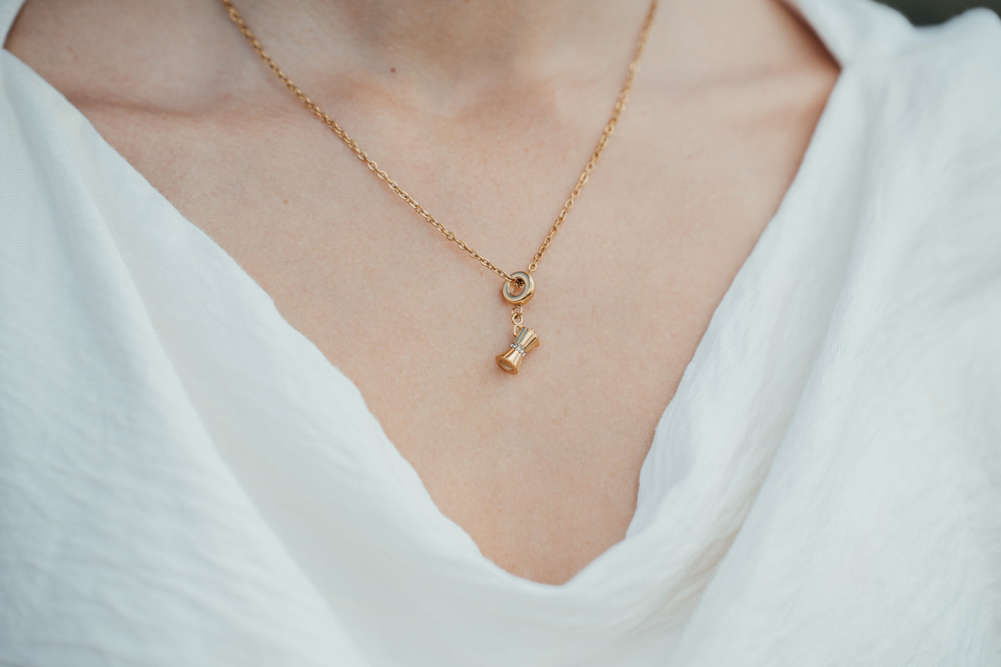SAMPLE | GOLD CAFETERA NECKLACE
