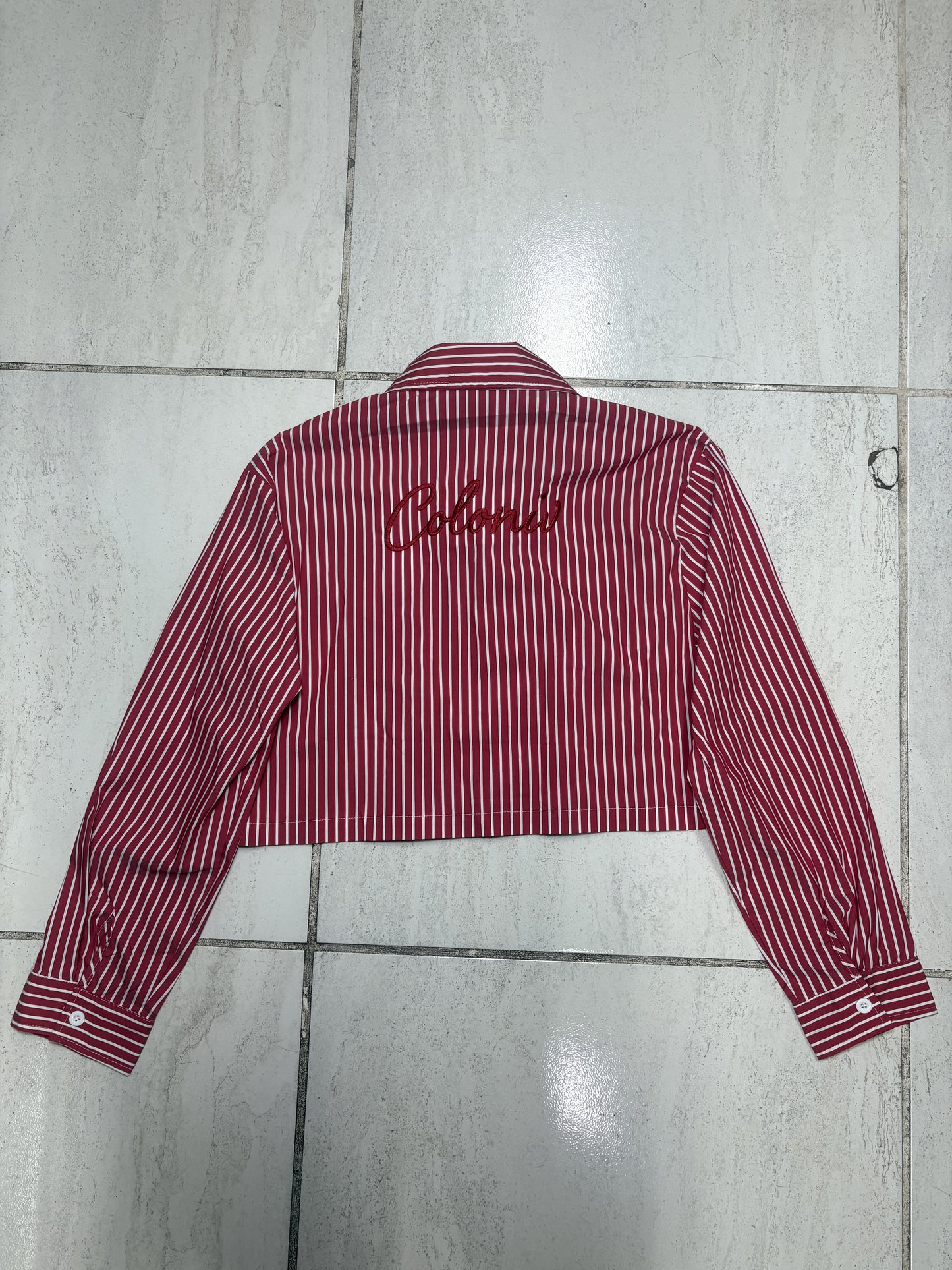 COLONIV | Crop Button Barrio Fino