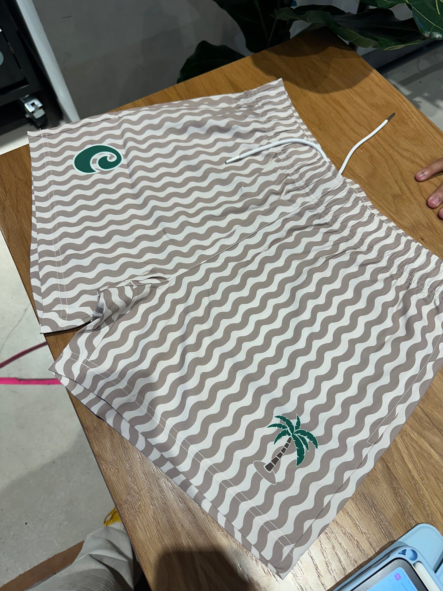 COLONIV | STRIPE SHORT