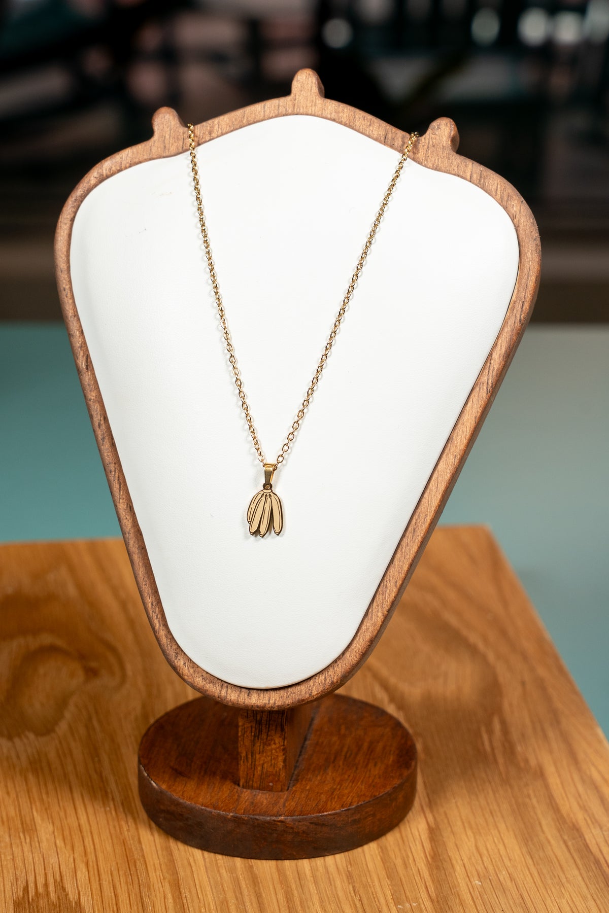 SAMPLE | GOLD PLÁTANOS NECKLACE