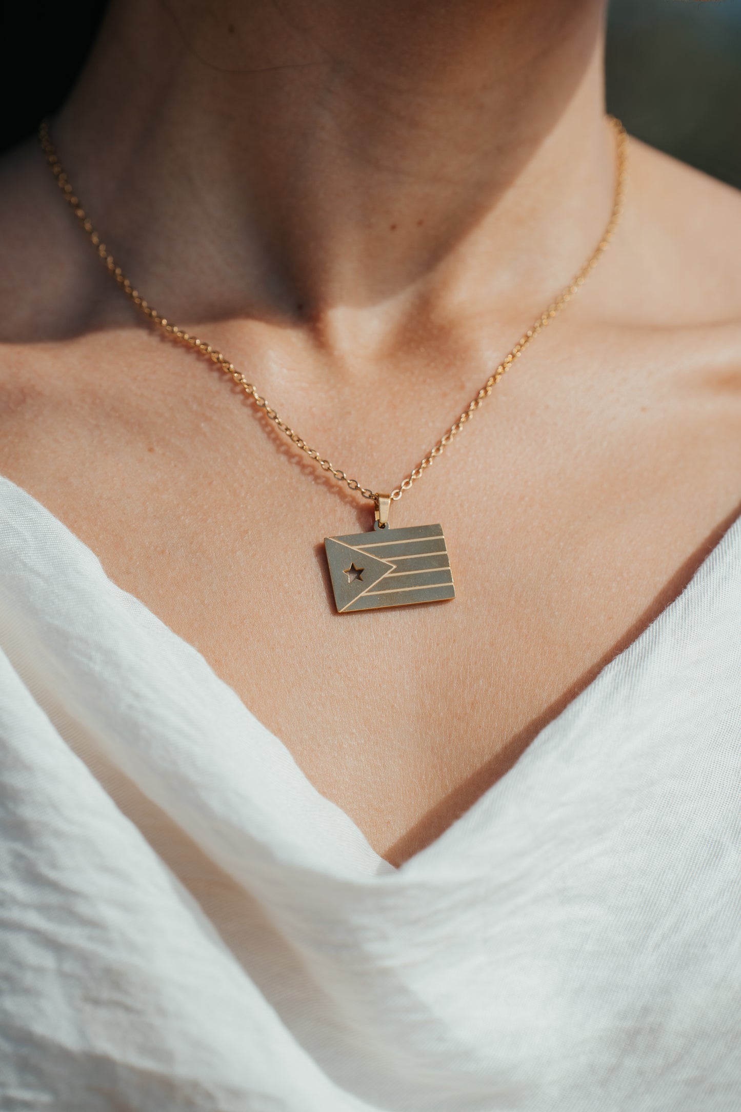 SAMPLE | GOLD BANDERA NECKLACE