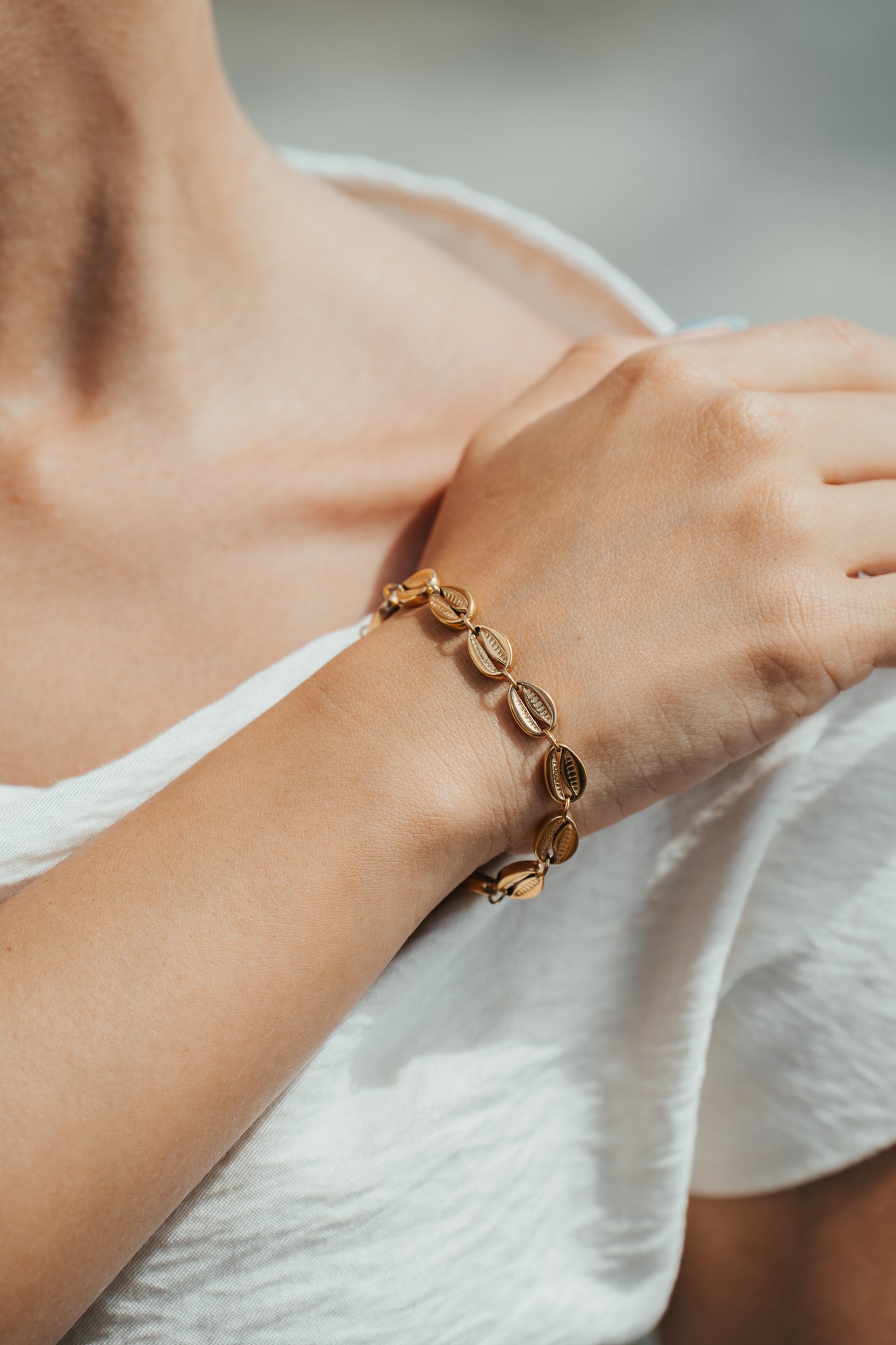 SAMPLE | GOLD CARACOLES BRACELET