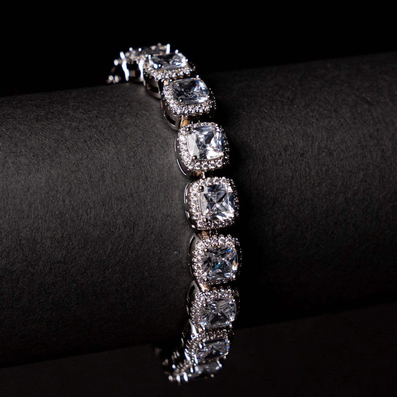 SANTANA & CO - CUSHION BRACELET