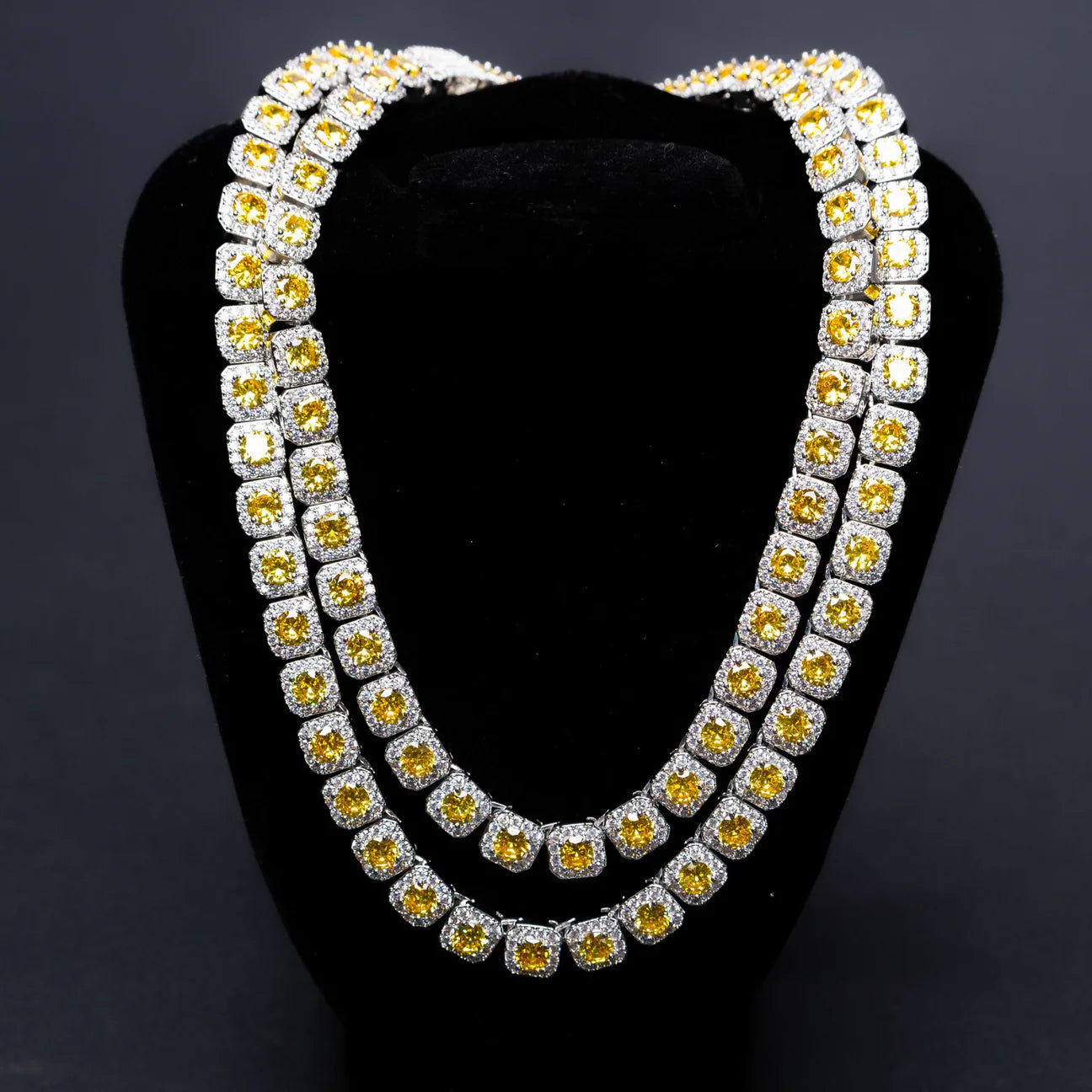 SANTANA&CO - Yellow Cushion Cut Chain
