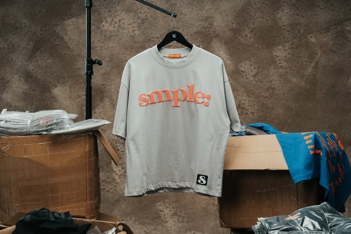 SAMPLE | “La Muestra” OYSTER TEE